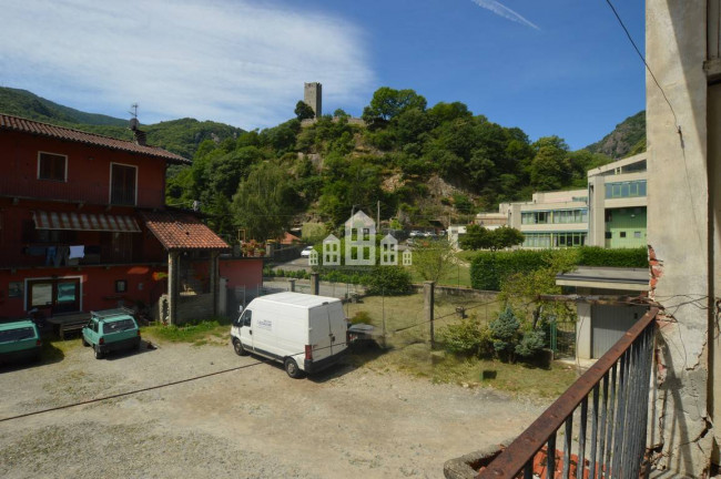 Casa semindipendente in vendita a Pont-Canavese