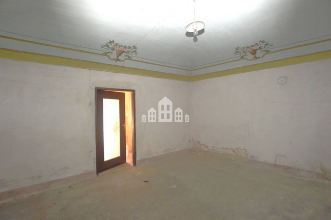 Casa semindipendente in vendita a Pont-Canavese
