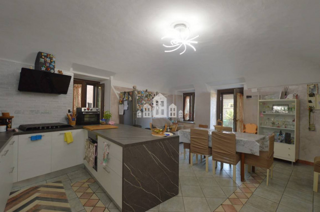 Casa semindipendente in vendita a Valperga