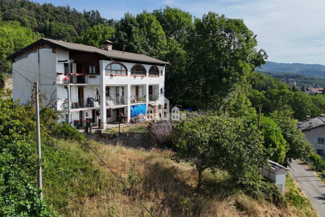 Casa indipendente in vendita a Chiesanuova
