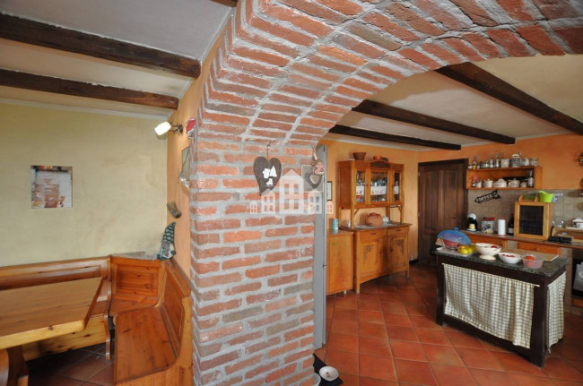 Casa indipendente in vendita a Chiesanuova