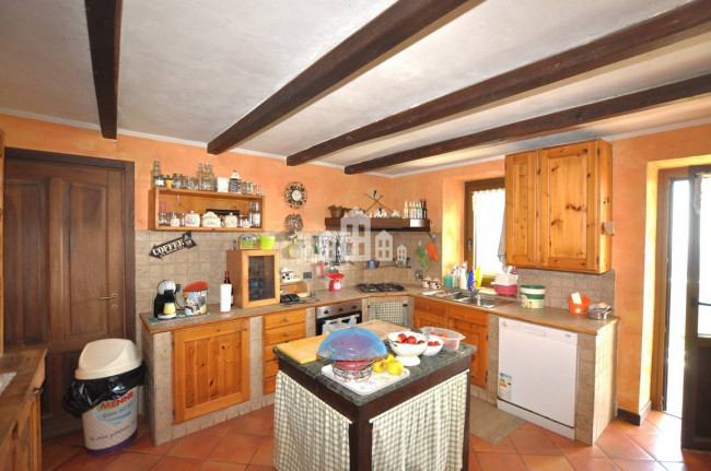 Casa indipendente in vendita a Chiesanuova
