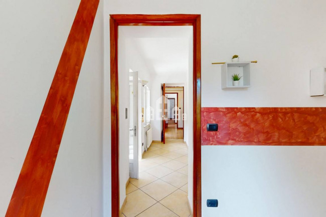Half-duplex for sale in Lusigliè