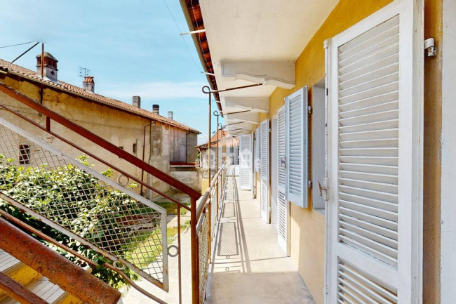 Half-duplex for sale in Lusigliè
