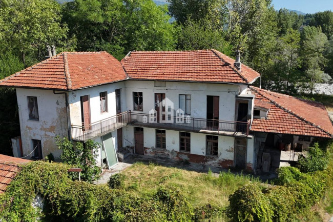 Casa indipendente in vendita a Cuorgnè
