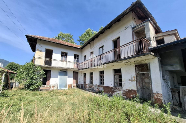 Casa indipendente in vendita a Cuorgnè