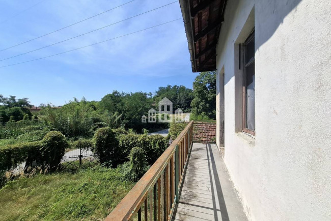 Casa indipendente in vendita a Cuorgnè