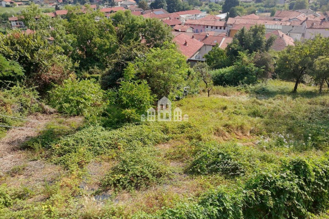 Terreno edificabile in vendita a Perosa Canavese