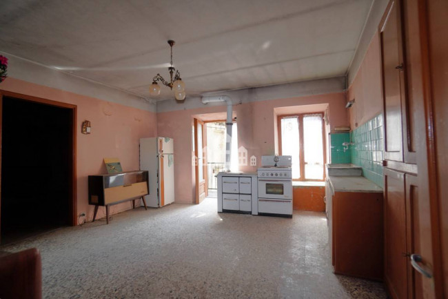 Casa semindipendente in vendita a Ronco Canavese