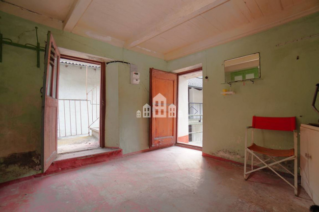 Casa semindipendente in vendita a Ronco Canavese