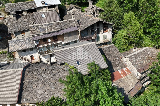 Casa semindipendente in vendita a Ronco Canavese