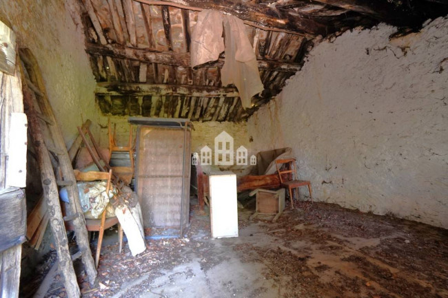 Rustico in vendita a Castelnuovo Nigra