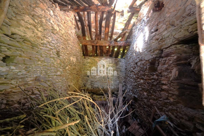 Rustico in vendita a Castelnuovo Nigra