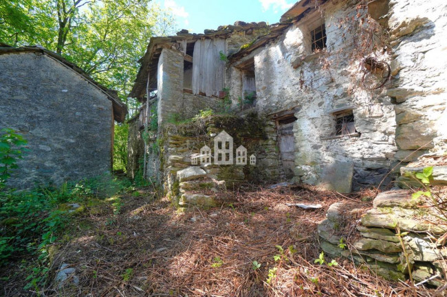 Rustico in vendita a Castelnuovo Nigra