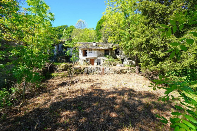 Rustico in vendita a Castelnuovo Nigra