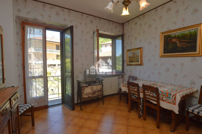 Bifamiliare in vendita a Parella
