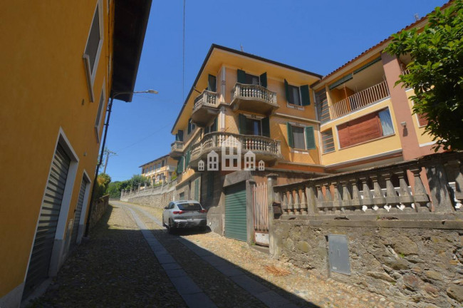 Bifamiliare in vendita a Parella