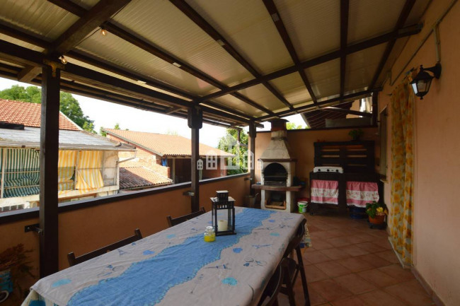Casa semindipendente in vendita a Favria
