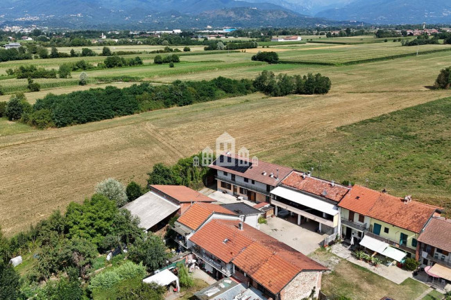 Casa semindipendente in vendita a Favria