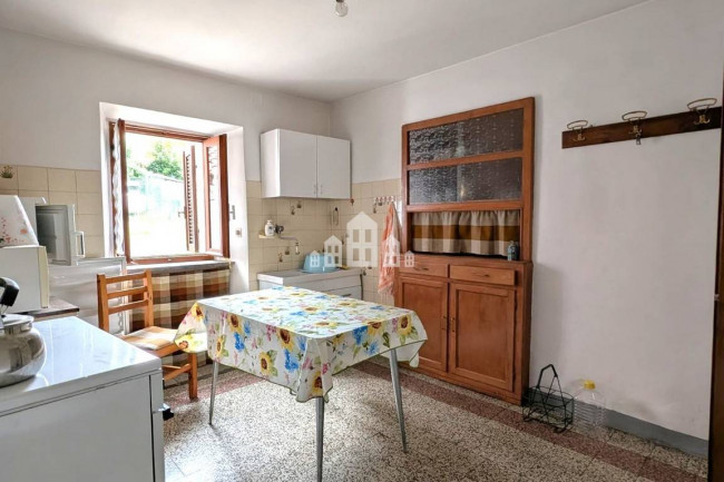 Casa semindipendente in vendita a Val di Chy