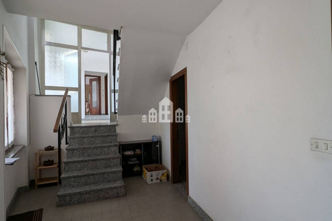 Casa semindipendente in vendita a Val di Chy