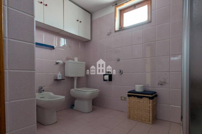 Casa semindipendente in vendita a Val di Chy