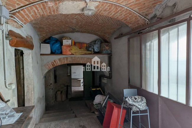 Casa semindipendente in vendita a Val di Chy