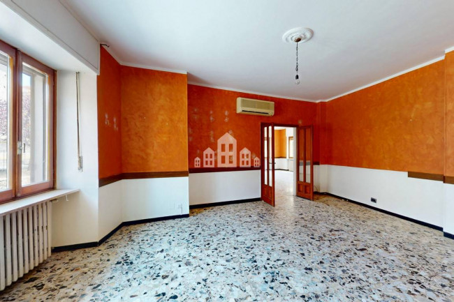 Locale commerciale in vendita a San Martino Canavese