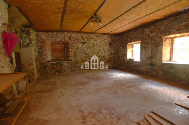 Locale commerciale in vendita a San Martino Canavese