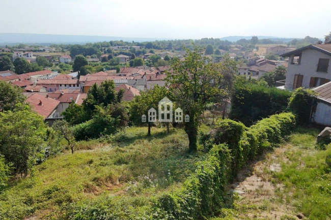 Casa semindipendente in vendita a Val di Chy