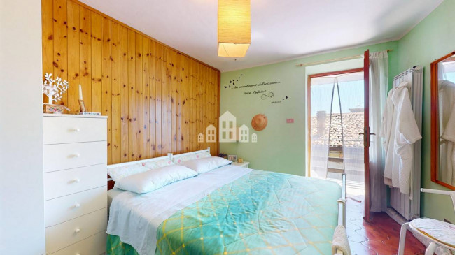 Casa semindipendente in vendita a Val di Chy