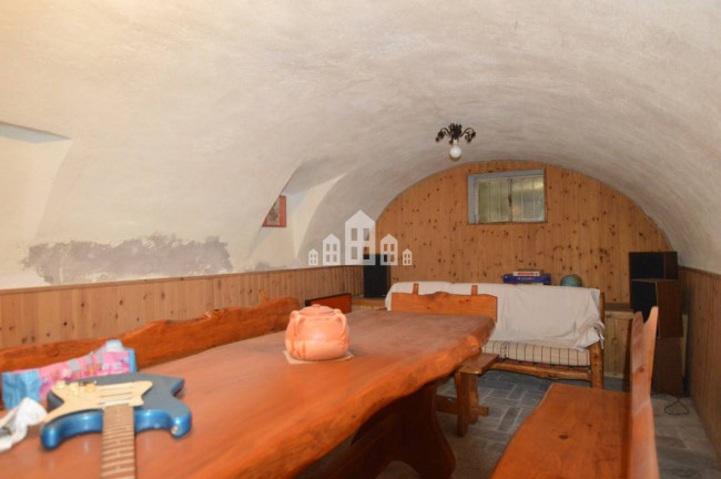 Casa semindipendente in vendita a Vistrorio