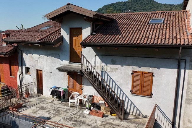Casa semindipendente in vendita a Vistrorio