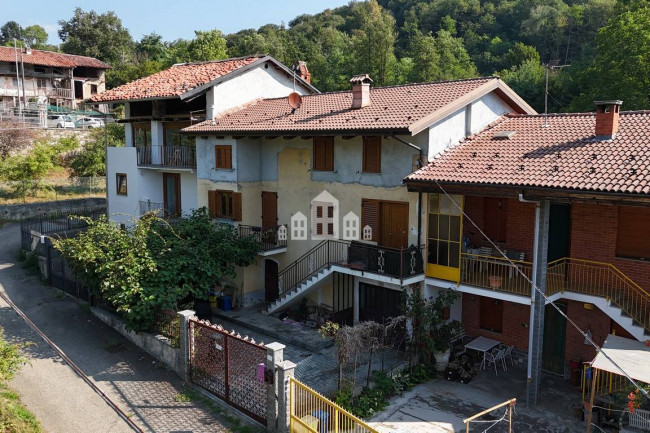 Casa semindipendente in vendita a Vistrorio