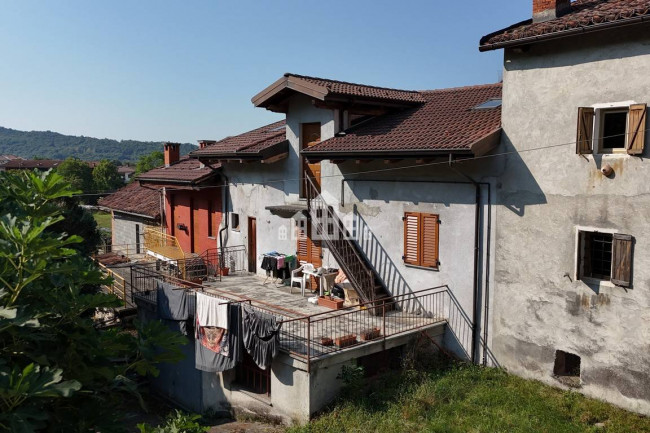 Casa semindipendente in vendita a Vistrorio
