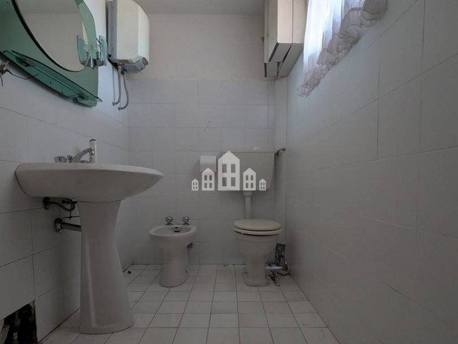 Casa semindipendente in vendita a Valchiusa