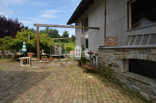 Casa semindipendente in vendita a Vistrorio