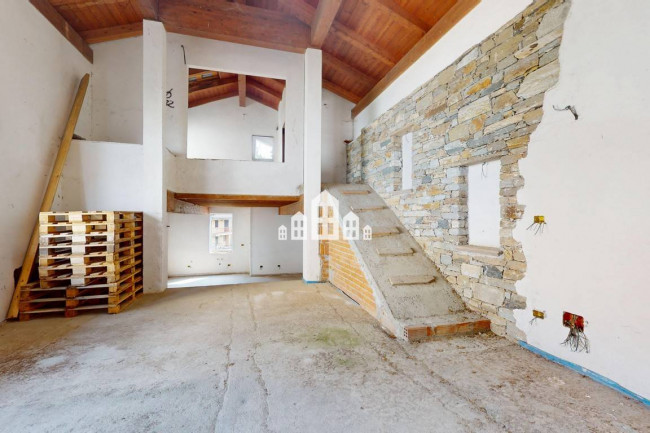 Casa semindipendente in vendita a Vistrorio