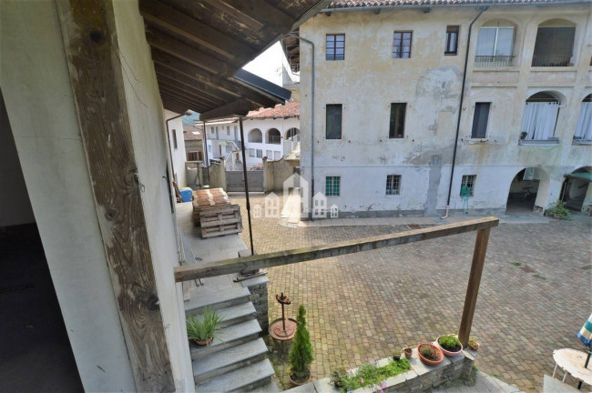 Casa semindipendente in vendita a Vistrorio