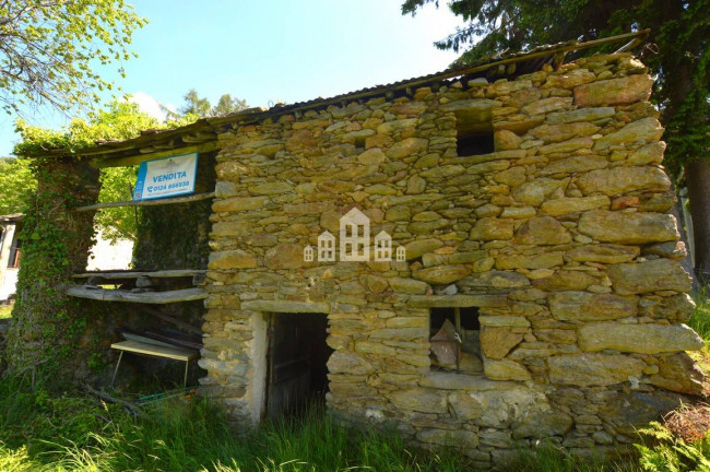 Fixer-upper for sale in Frassinetto