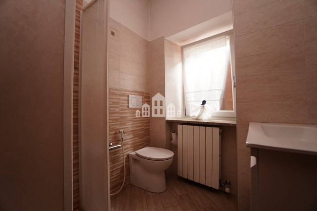 Half-duplex for sale in Salassa