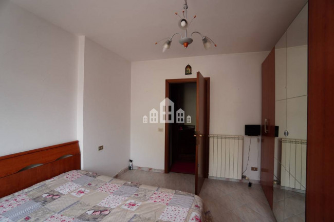 Half-duplex for sale in Salassa