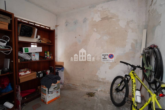 Half-duplex for sale in Salassa