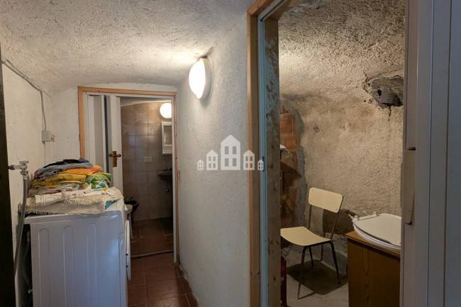 Casa semindipendente in vendita a Traversella