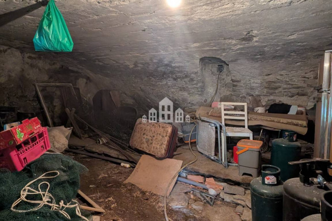 Casa semindipendente in vendita a Traversella