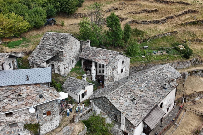 Casa semindipendente in vendita a Traversella