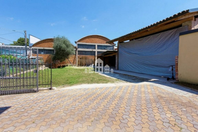 Half-duplex for sale in Rivarolo Canavese