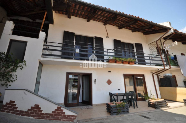Casa semindipendente in vendita a Valperga