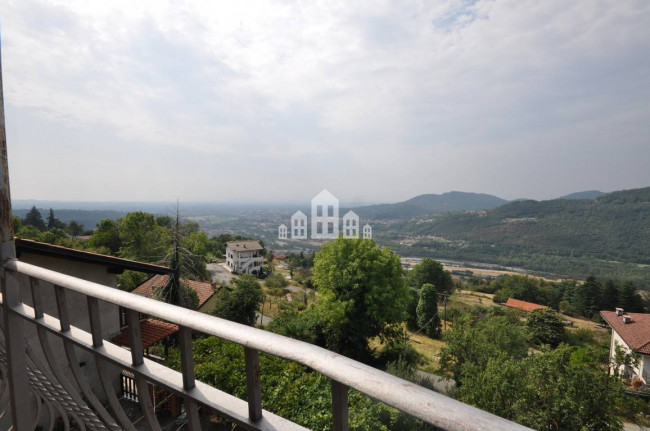 Half-duplex for sale in Cuorgnè