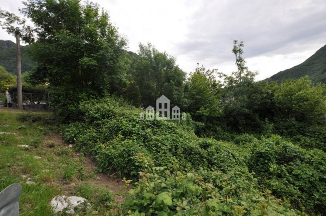 Terreno edificabile in vendita a Sparone